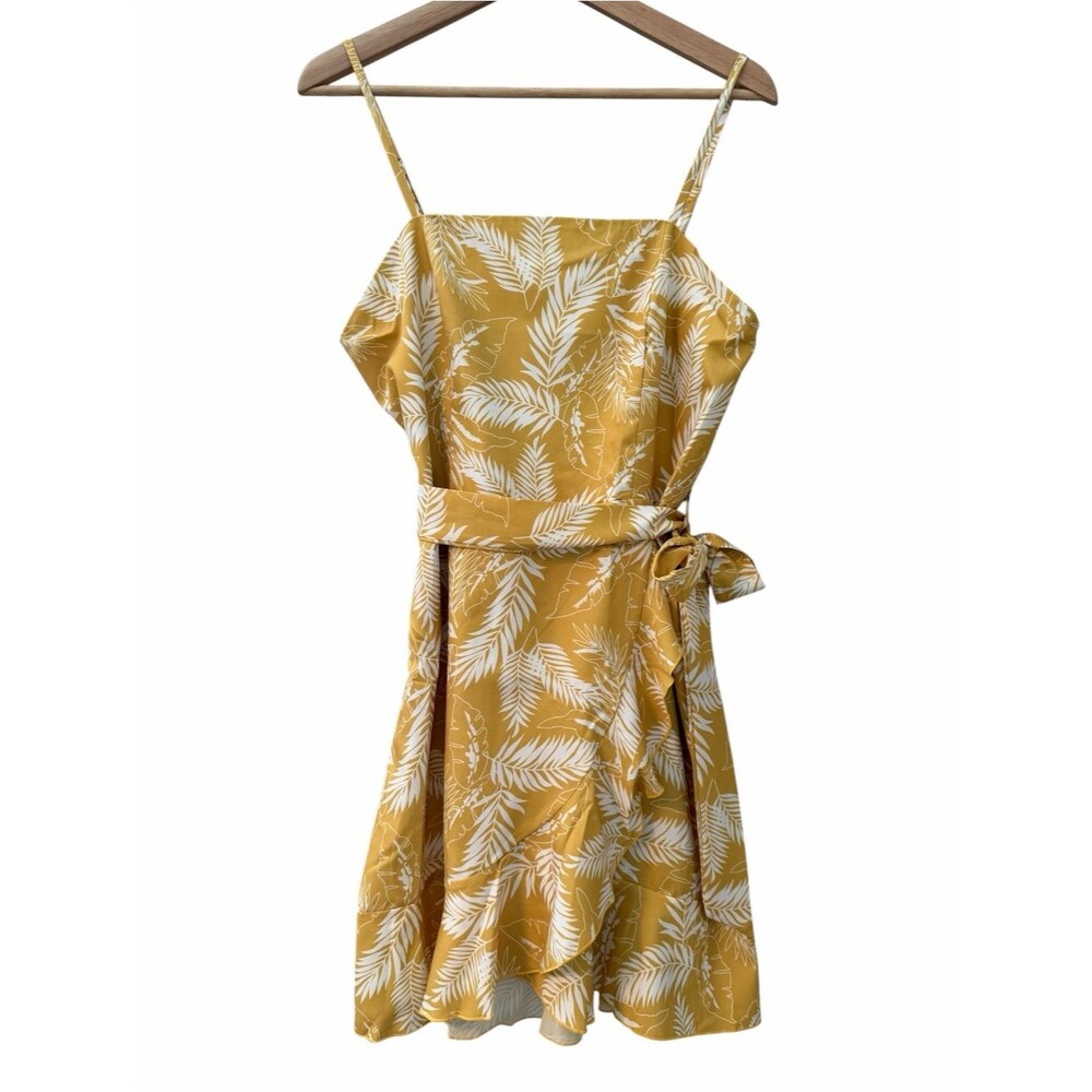 GLM Sleeveless Faux Wrap Dress Sz XL Yellow Leaf Print Thin Straps Ruffle Beach